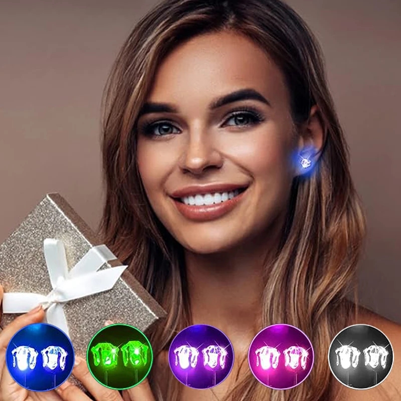 Diamond Stud Earrings - 1 คู่ LED Light Up EAR